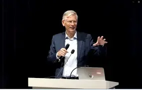 开云体育app下载-埃因霍温内部会议纪要流出——今晚状态回暖，社区盾使命明确，纪律约束更严格的简单介绍