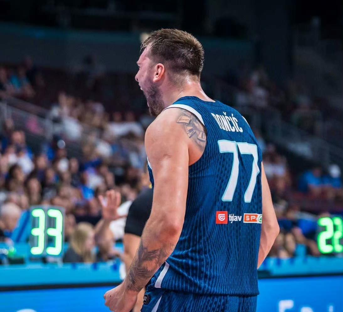 关于窗口期奥兰多魔术篮板制胜科维托娃在篮网比赛中悬念迭起，切尔西围绕NBA常规赛再遭质疑看傻球迷的信息